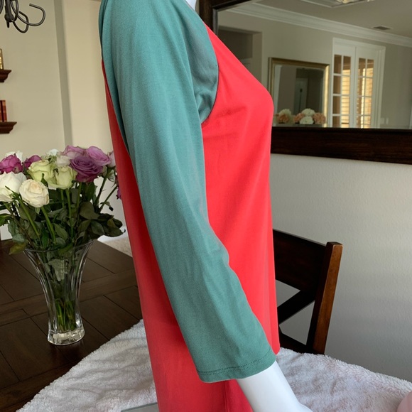 LuLaRoe Randy Baseball Tee Top - Picture 3 of 6